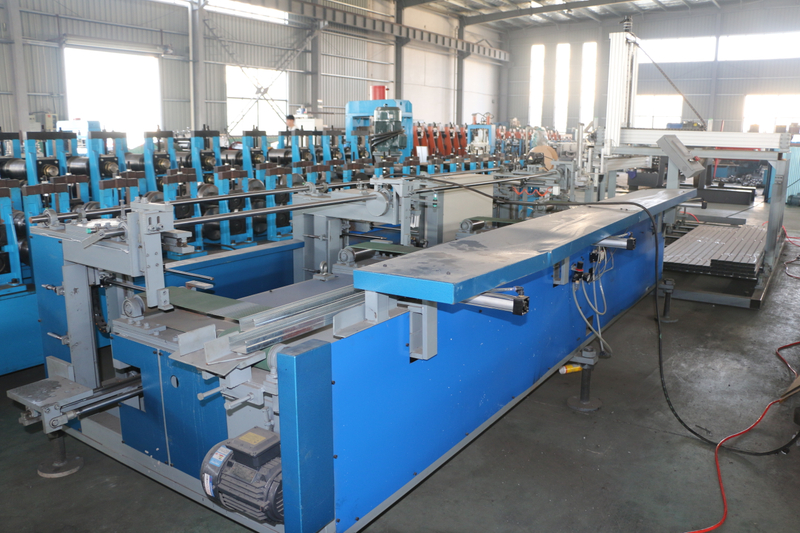 Automatic light steel keel packing machine 